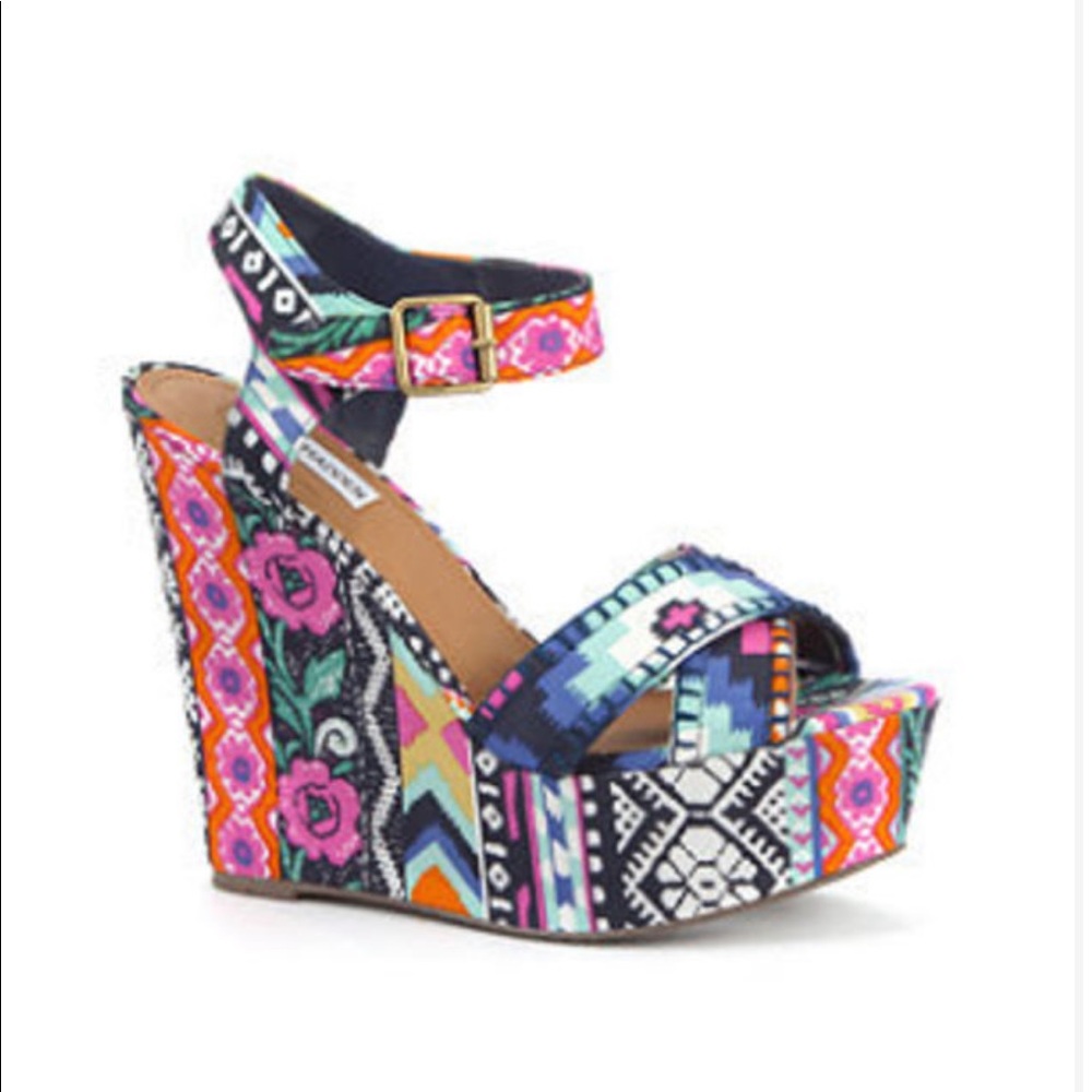 Winona Wedge